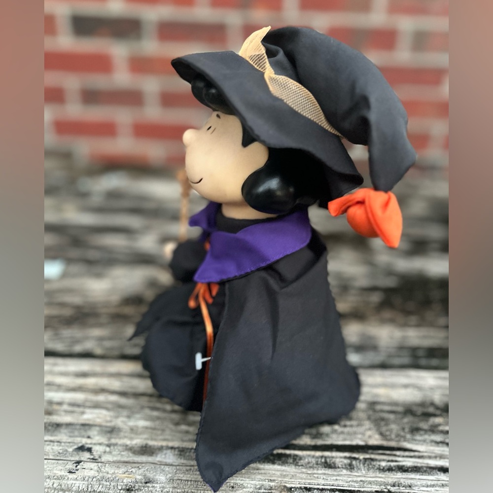 Gemmy Peanuts Halloween Dancing Dracula Charlie Brown Witch Lucy Wizard Snoopy - Picture 6 of 8